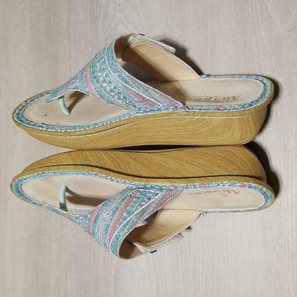 EUC Alegria Codi Seascape Flip Flop Size 10.5 - Picture 9 of 12